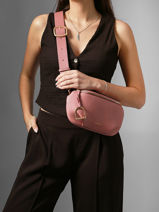 Sac Banane Torsade Cuir Etrier Rose torsade ETOS022M-vue-porte